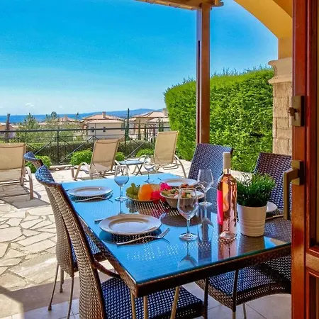 Cc02 - Incredible Sea Views, Aphrodite Hills Lejlighed *